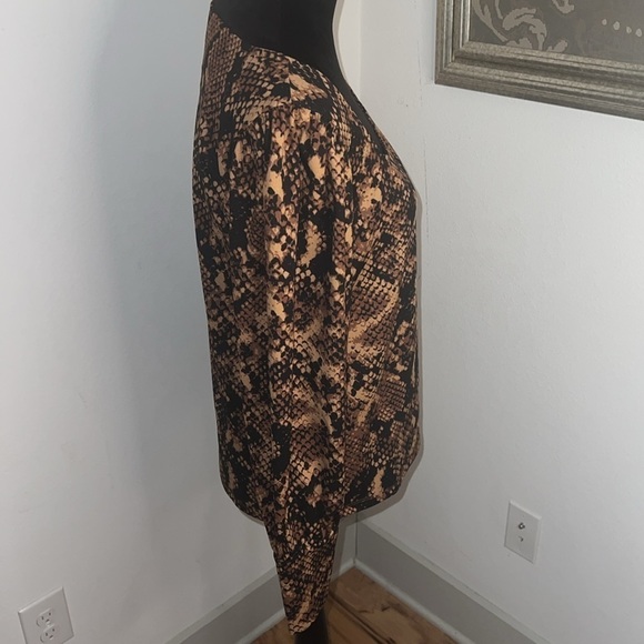 Ann Taylor snake print square neck puff long sleeves pull over blouse top Sz M - Picture 4 of 9